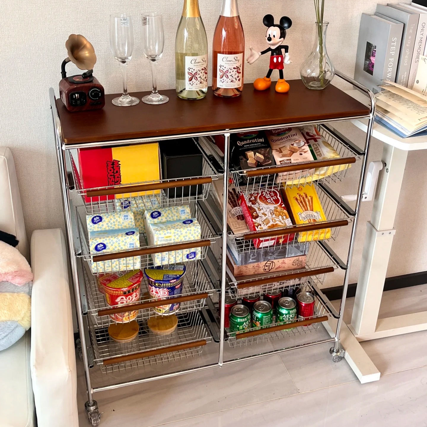 Carrello portaoggetti in stile - Food Storage Medieval recensione e prezzo